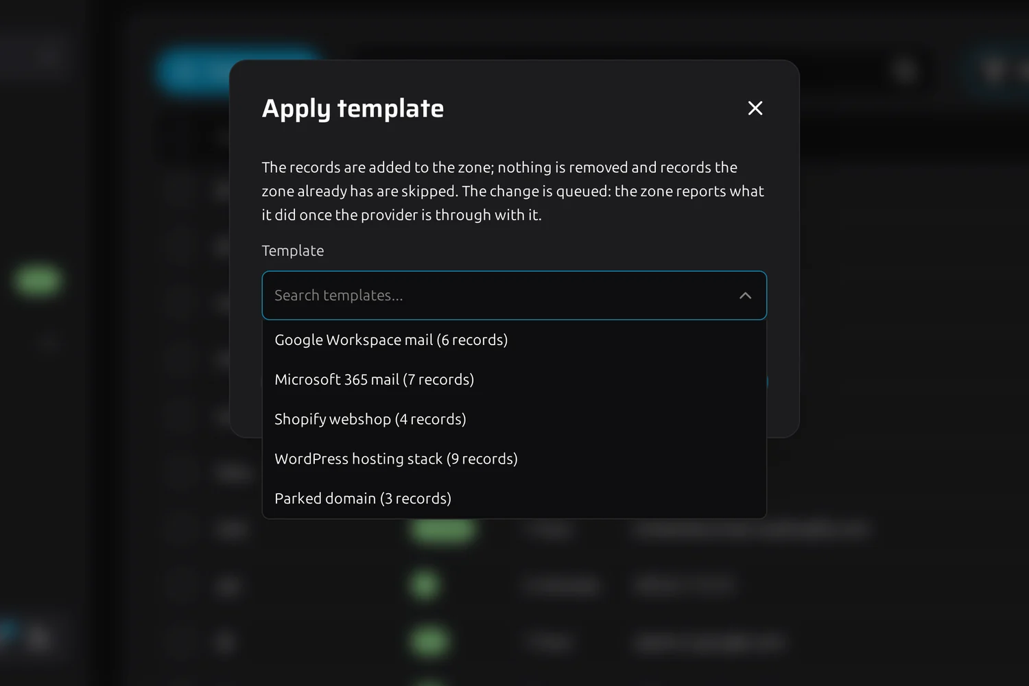 Apply template dialog listing mail, webshop and hosting templates